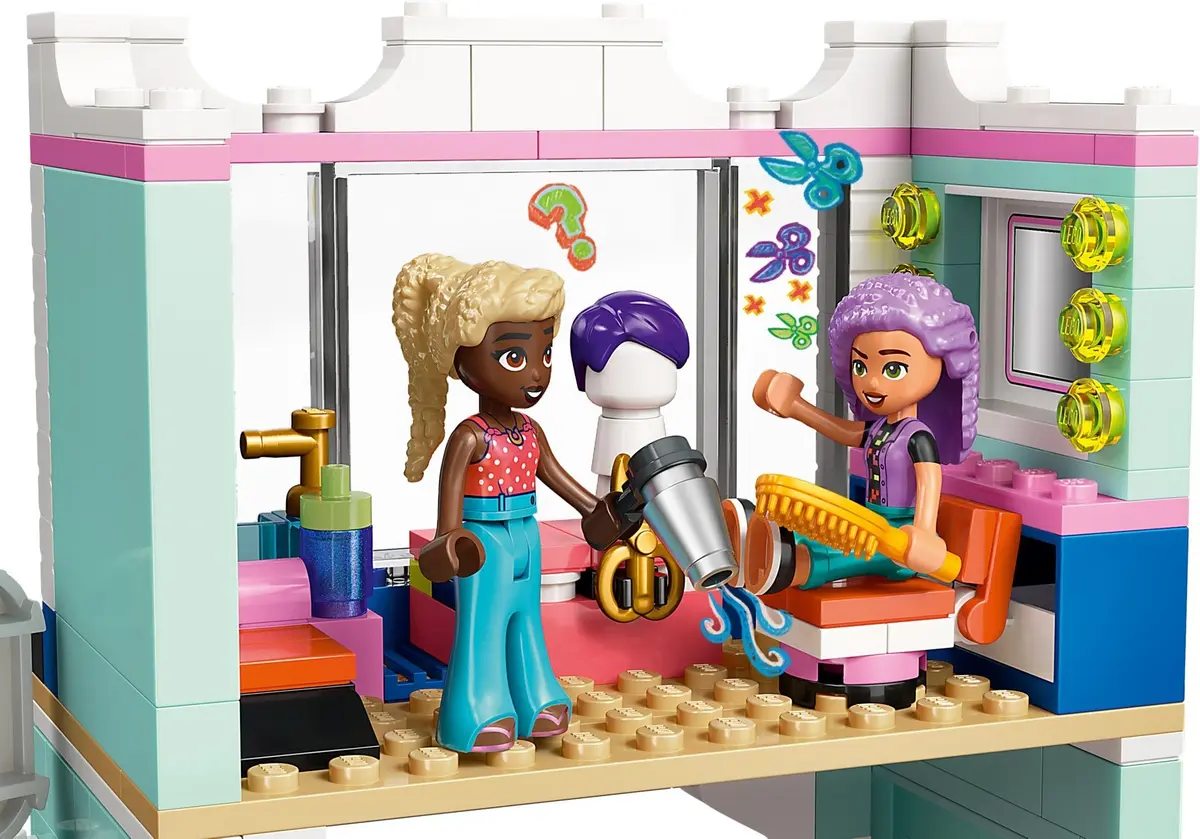 LEGO Friends 42662 Hair Salon and Accessories Store set, image 11