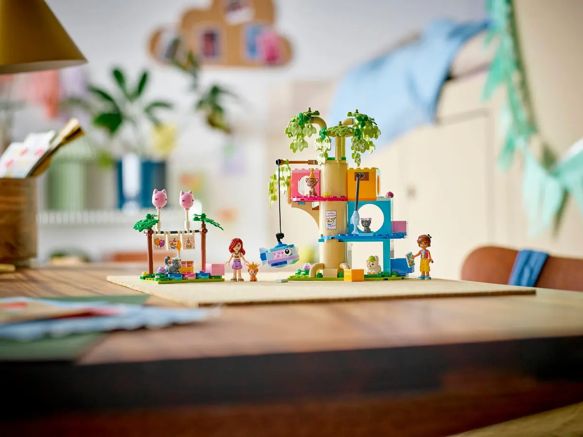 LEGO Friends 42666 Cat Birthday Party set, image 7