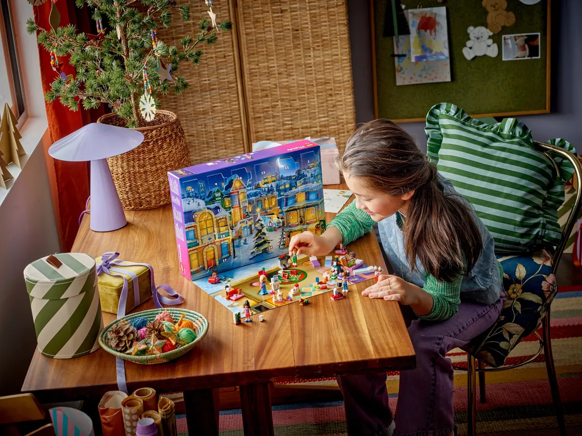LEGO Friends 42668 LEGO Friends Advent Calendar 2025 set, image 2