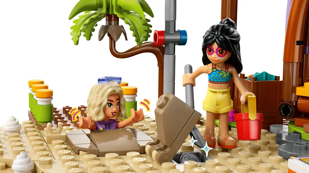 LEGO Friends 42673 Family Vacation Beach Resort set, image 11