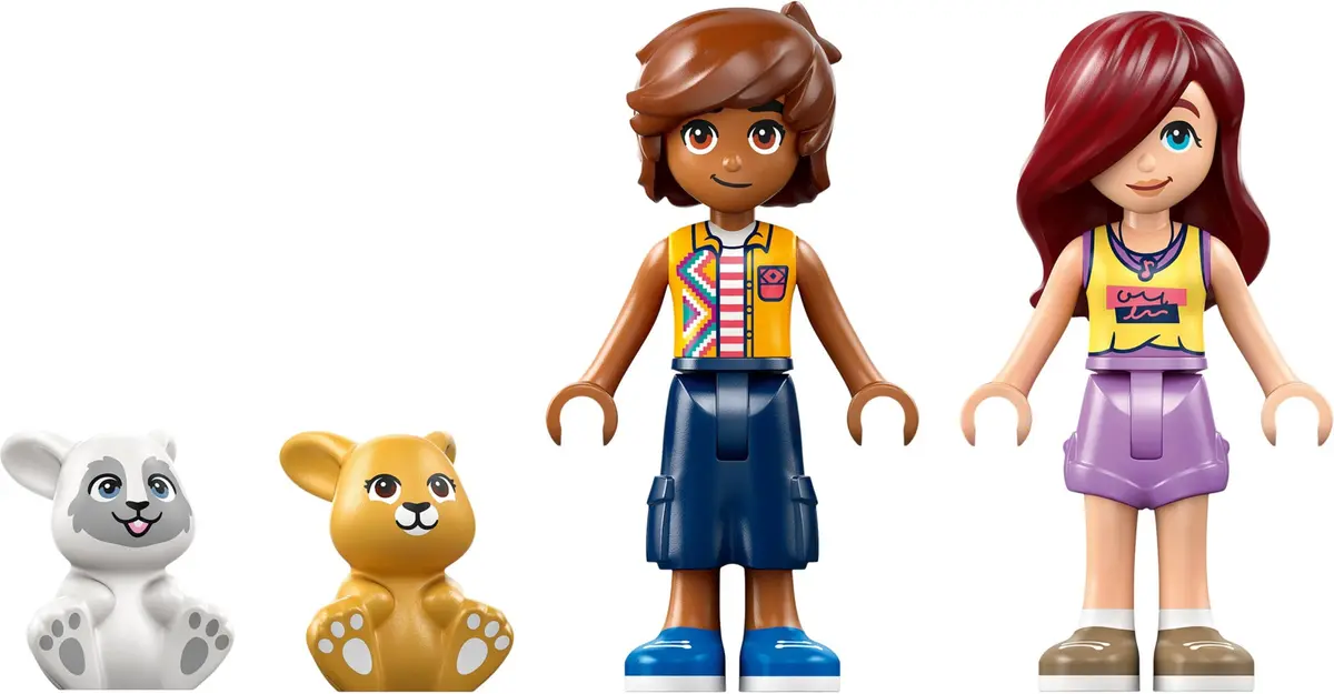 LEGO Friends 42679 Heartlake City Bunny Hotel set, image 9