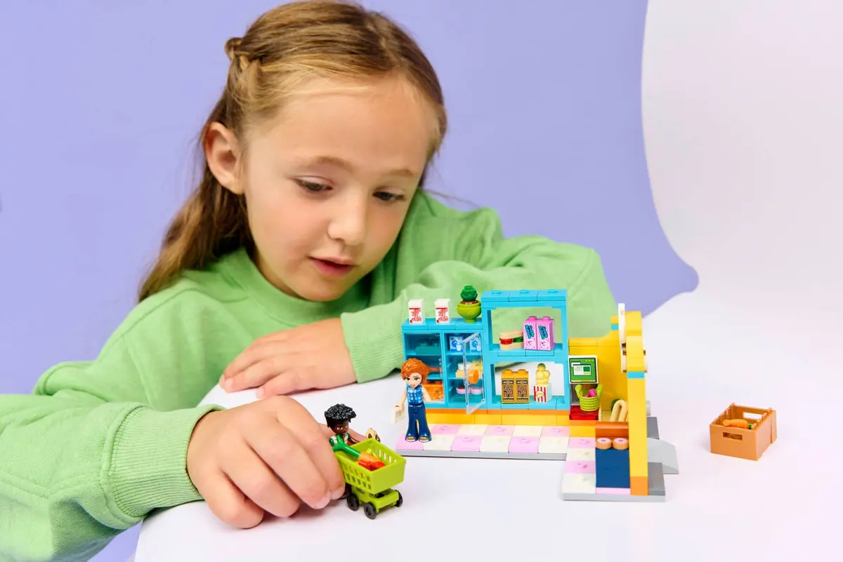 LEGO Friends 42680 Heartlake City Mini Supermarket set, image 5