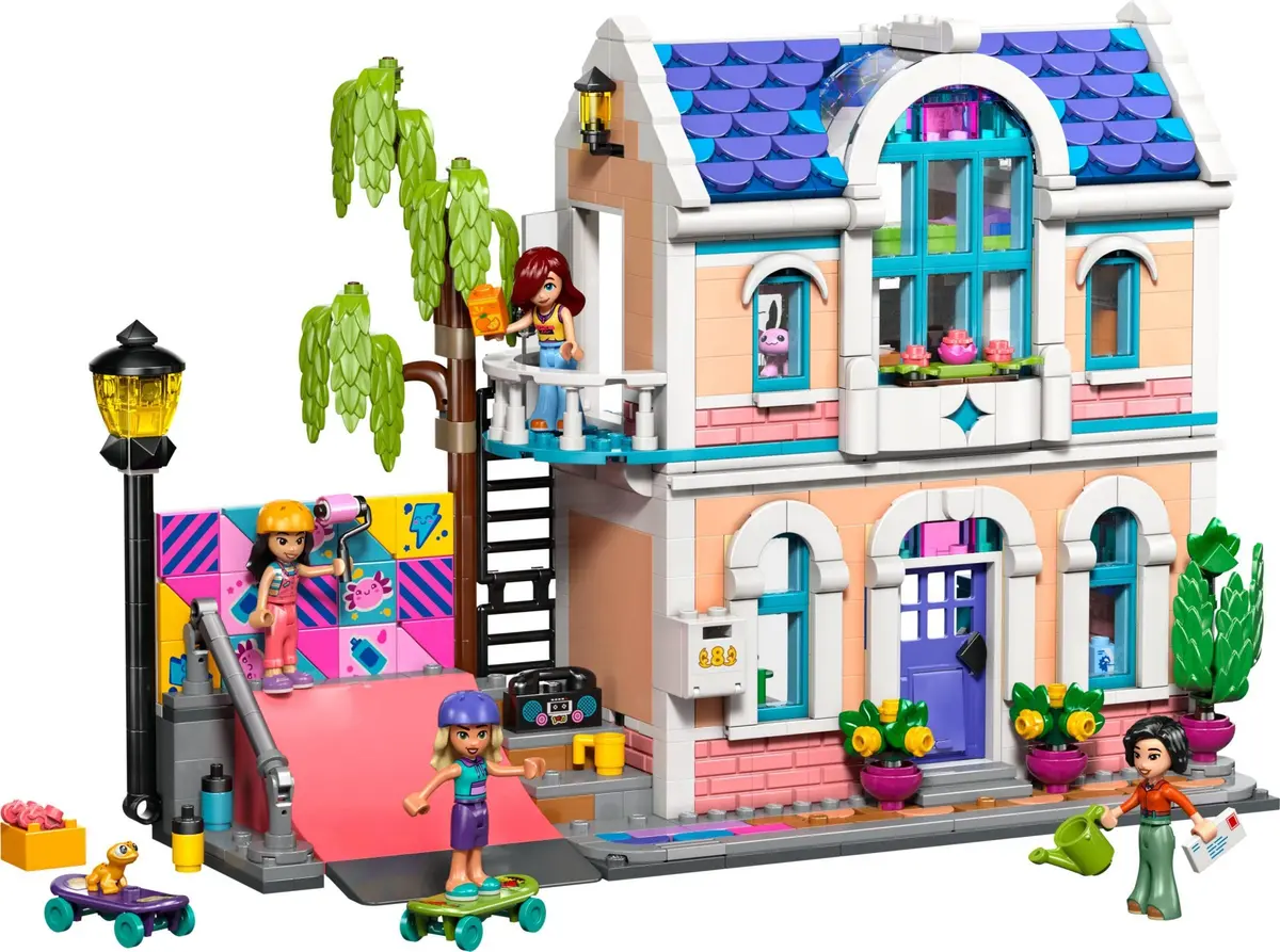 LEGO Friends 42687 Liann's Family House set