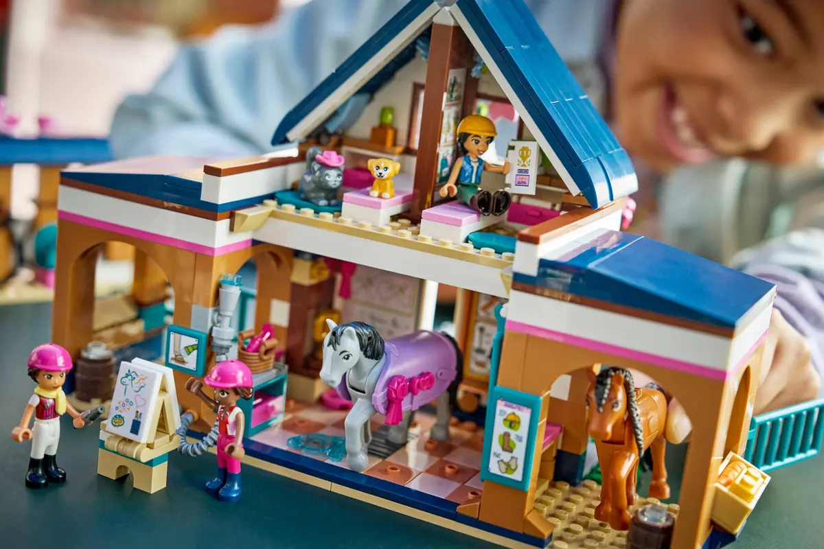 LEGO Friends 42688 Horse Stable and Riding Academy set, image 5
