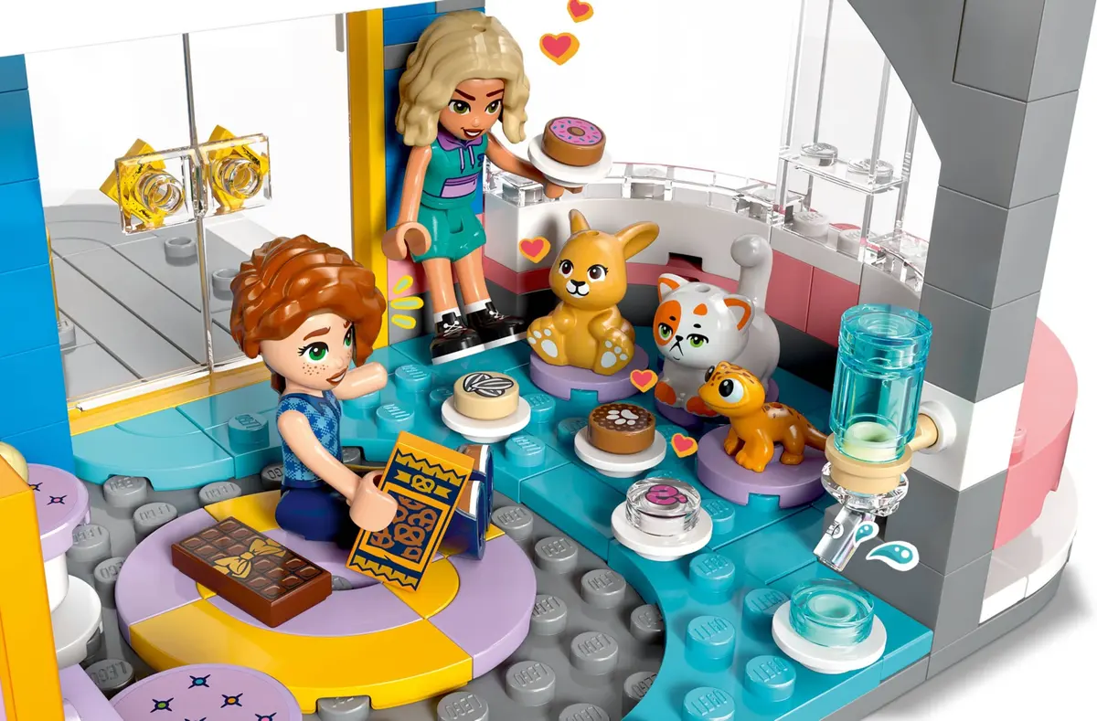 LEGO Friends 42689 Heartlake City Friends Club House set, image 11