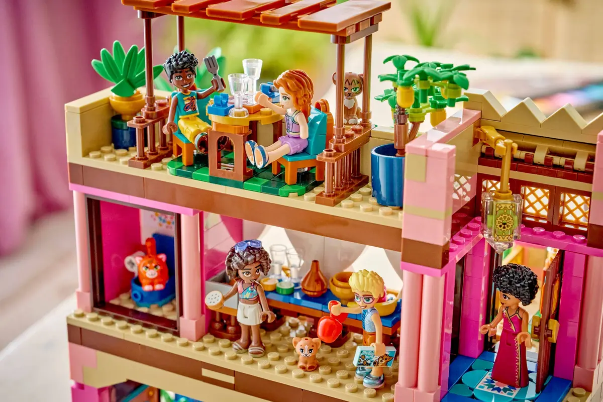 LEGO Friends 42691 Garden Restaurant set, image 8
