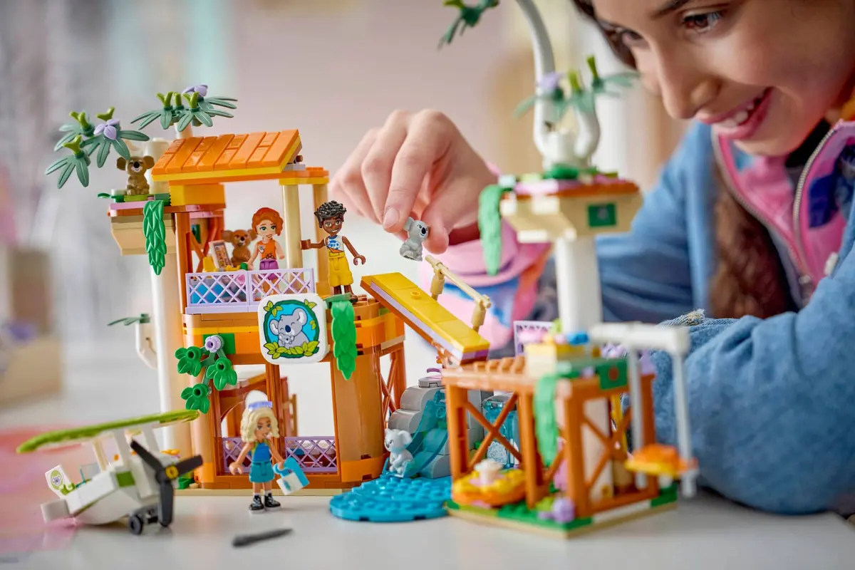 LEGO Friends 42701 Koala Habitat & Care Centre set, image 6