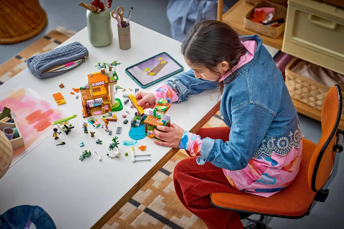 LEGO Friends 42701 Koala Habitat & Care Centre set, image 4