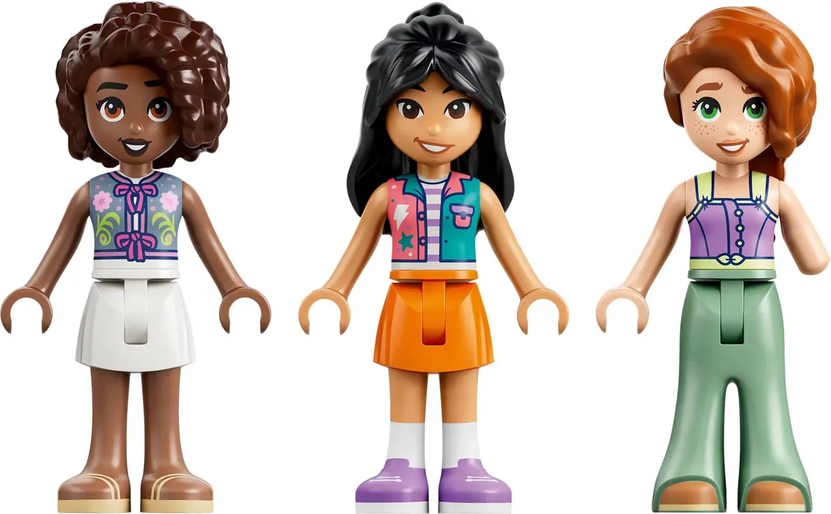 LEGO Friends 42702 Spinning Flower & Fairy Teacup Ride set, image 8