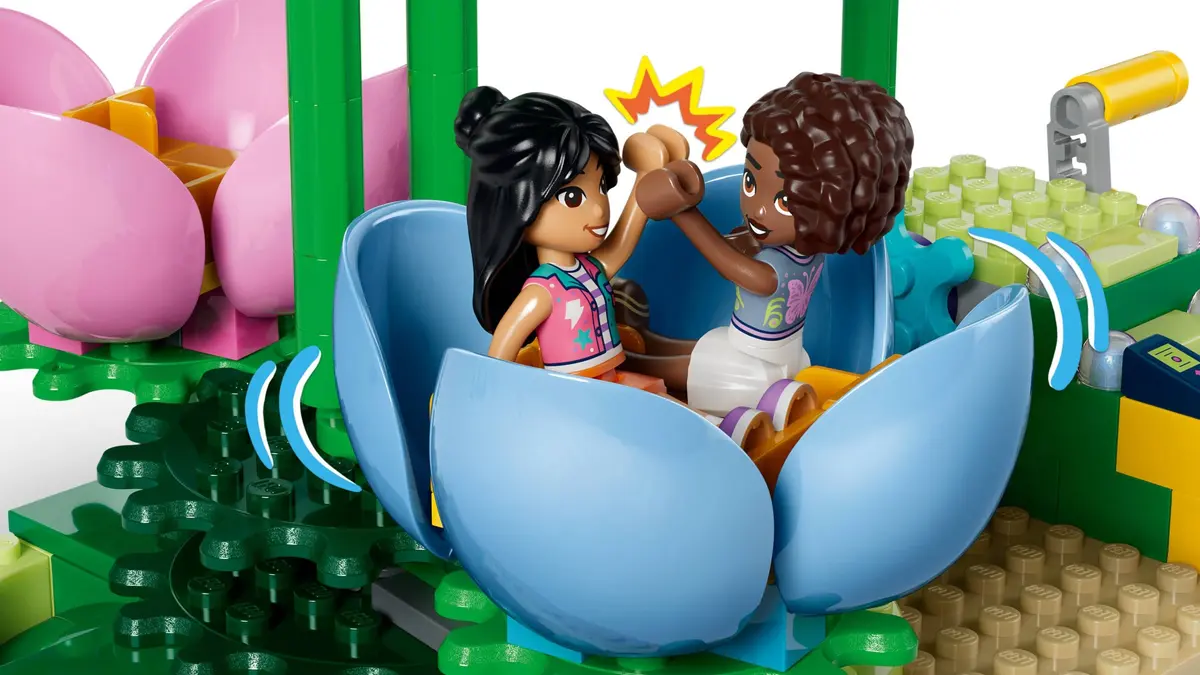 LEGO Friends 42702 Spinning Flower & Fairy Teacup Ride set, image 13