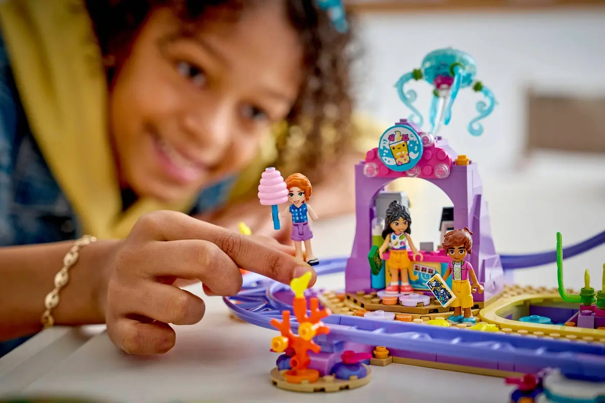 LEGO Friends 42703 Mermaid Roller Coaster Ride set, image 7
