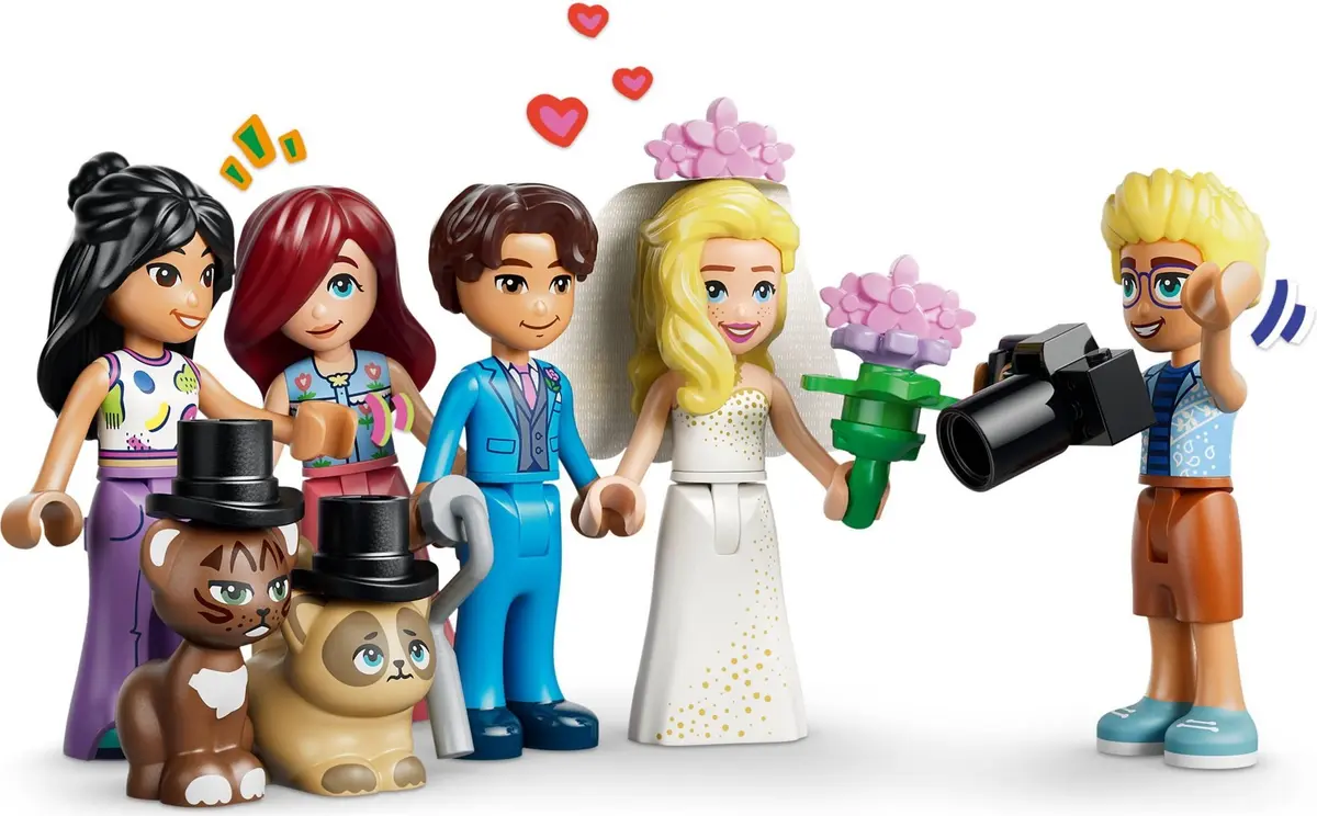 LEGO Friends 42704 Heartlake City Grand Hotel set, image 19