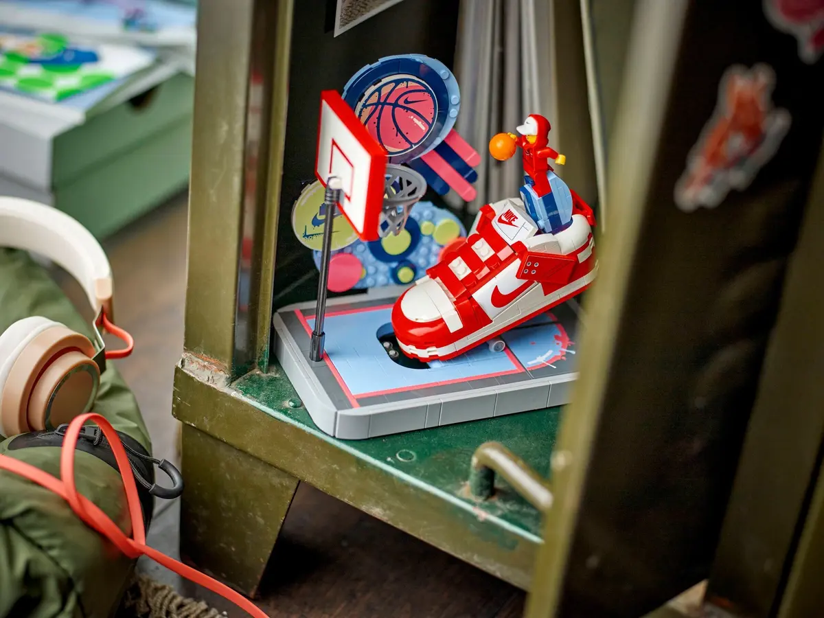 LEGO Nike 43021 Nike Dunk Trickshot set, image 10