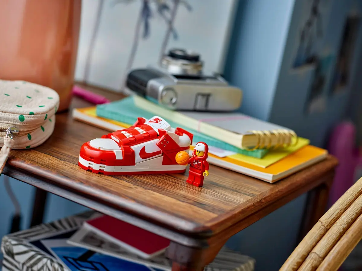 LEGO Nike 43021 Nike Dunk Trickshot set, image 9