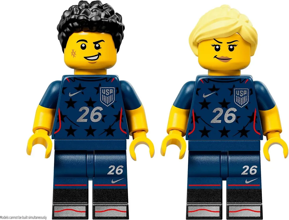 LEGO Editions 43033 2026 U.S. Soccer National Team Jersey set, image 11