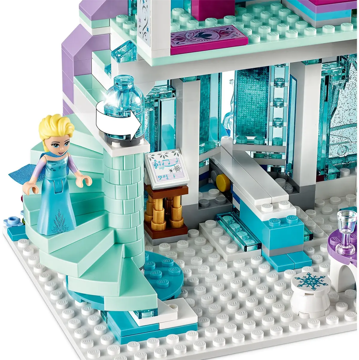 LEGO Disney 43172 Elsa's Magical Ice Palace set, image 4