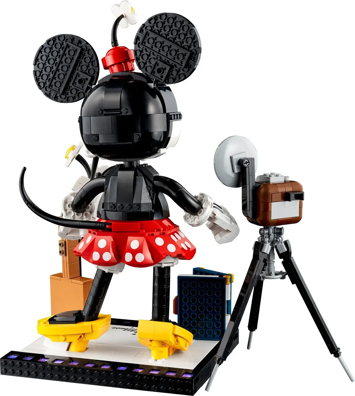 LEGO Disney 43179 Mickey Mouse and Minnie Mouse Buildable Characters set, image 29