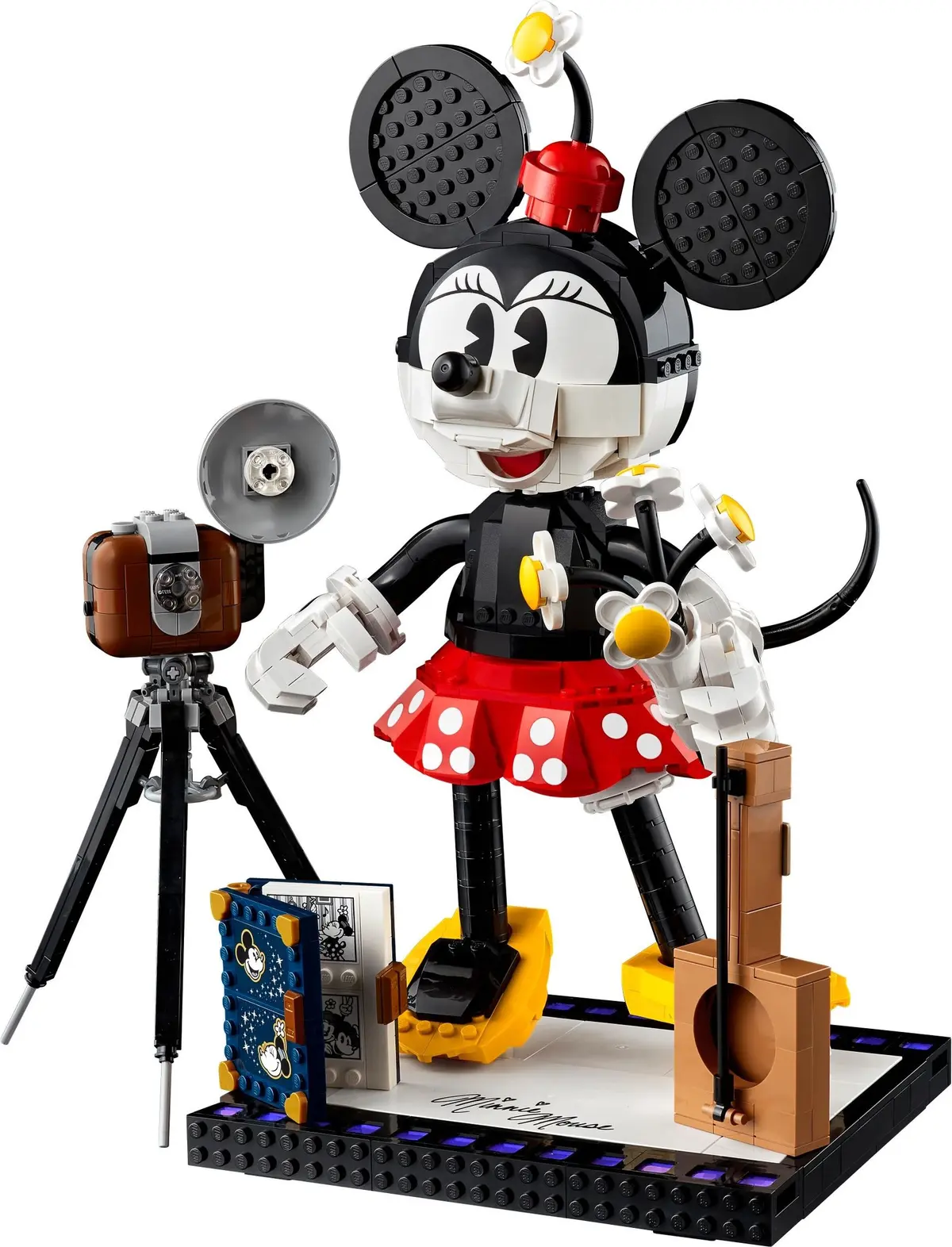 LEGO Disney 43179 Mickey Mouse and Minnie Mouse Buildable Characters set, image 28