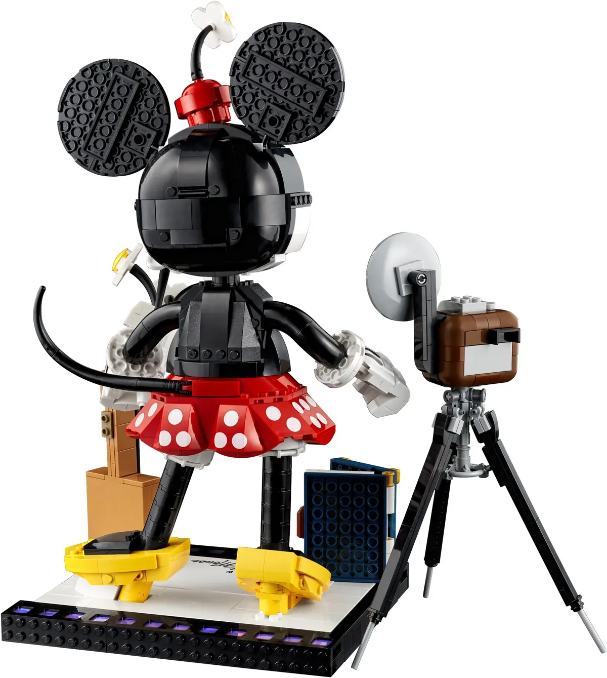 LEGO Disney 43179 Mickey Mouse and Minnie Mouse Buildable Characters set, image 36