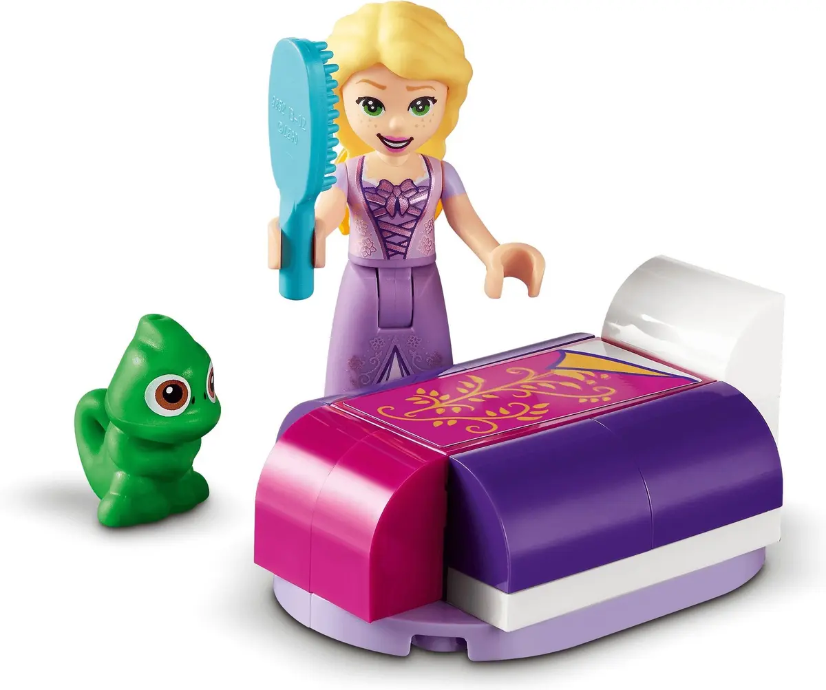 LEGO Disney 43187 Rapunzel's Tower set, image 16