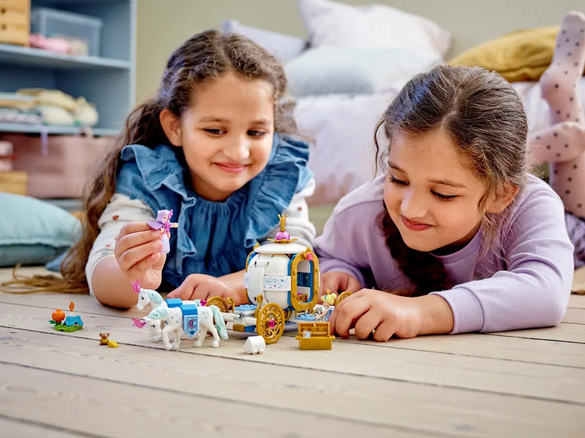 LEGO Disney 43192 Cinderella's Royal Carriage set, image 11