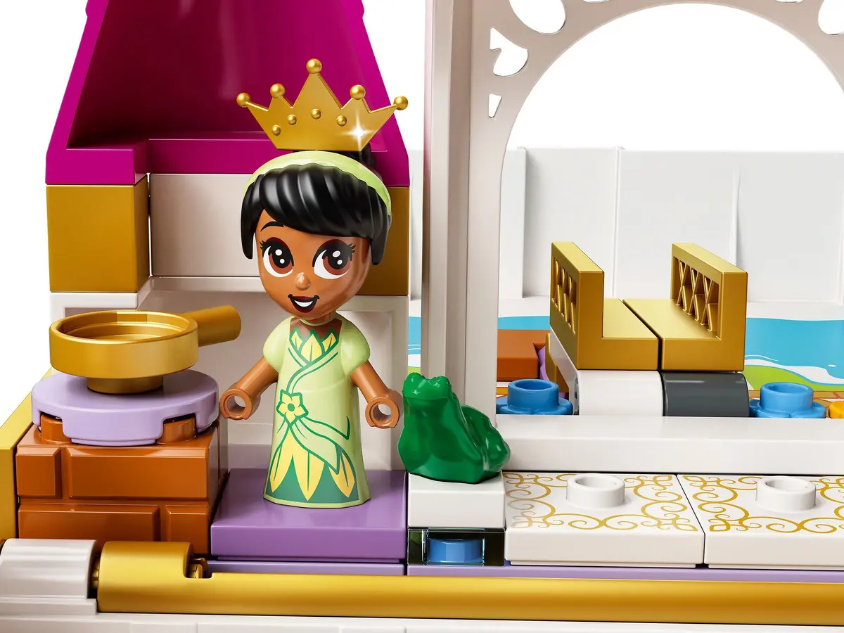 LEGO Disney 43193 Ariel, Belle, Cinderella and Tiana's Storybook Adventures set, image 16