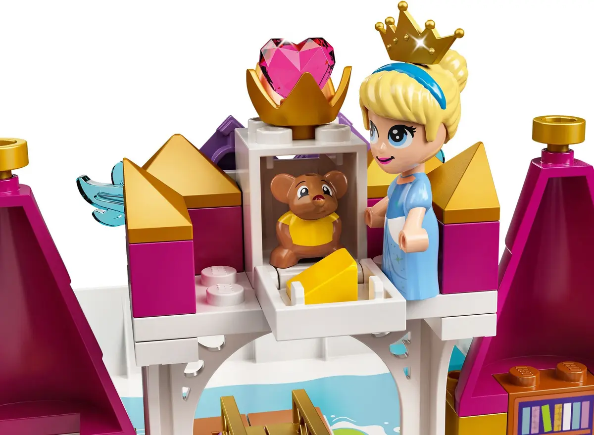 LEGO Disney 43193 Ariel, Belle, Cinderella and Tiana's Storybook Adventures set, image 3