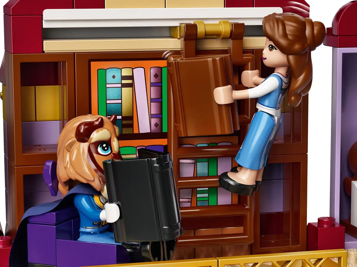 LEGO Disney 43196 Belle and the Beast's Castle set, image 11