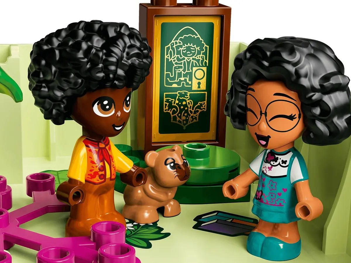 LEGO Disney 43200 Antonio's Magical Door set, image 13