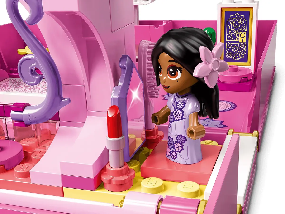 LEGO Disney 43201 Isabela's Magical Door set, image 14