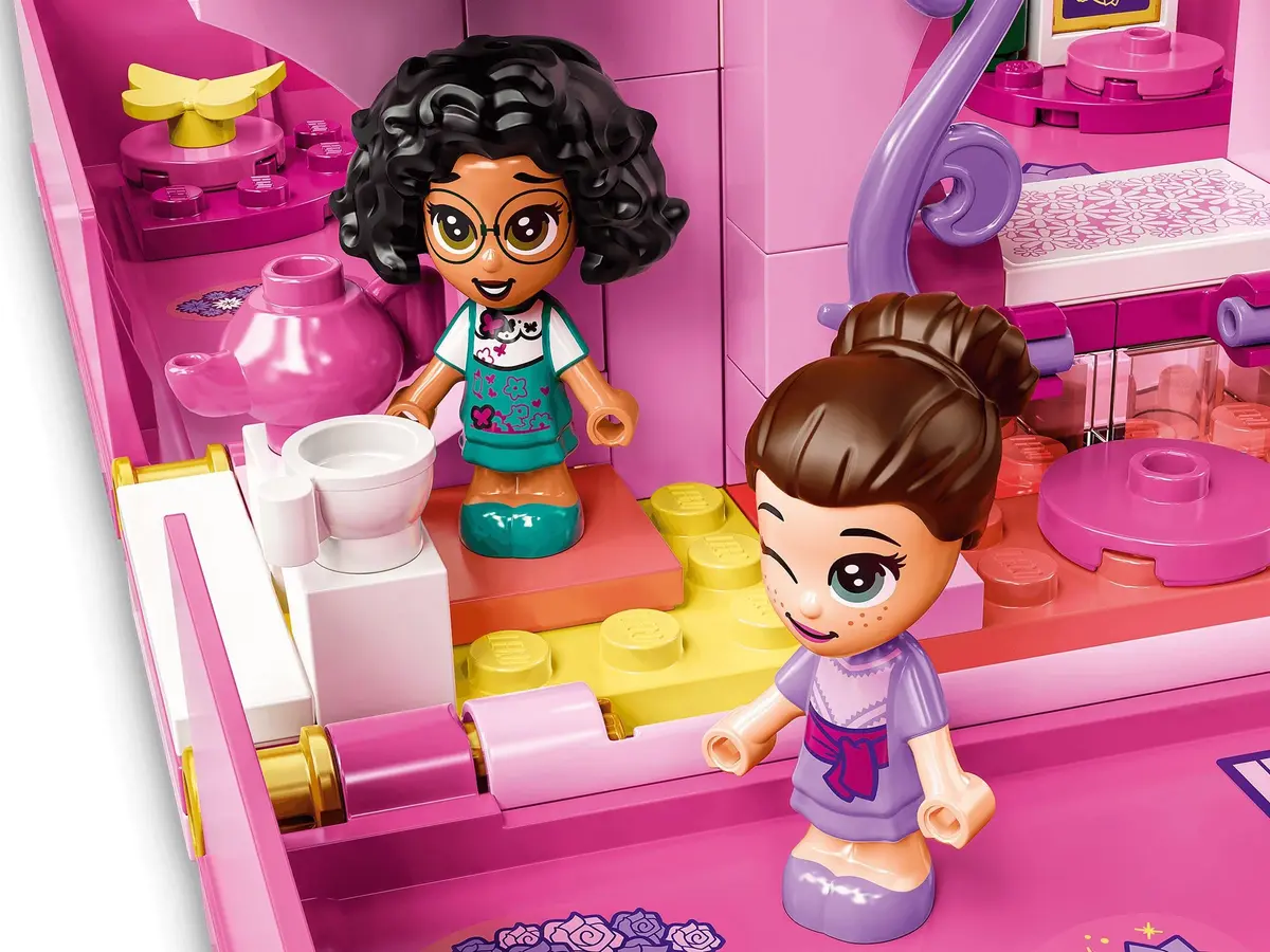 LEGO Disney 43201 Isabela's Magical Door set, image 3