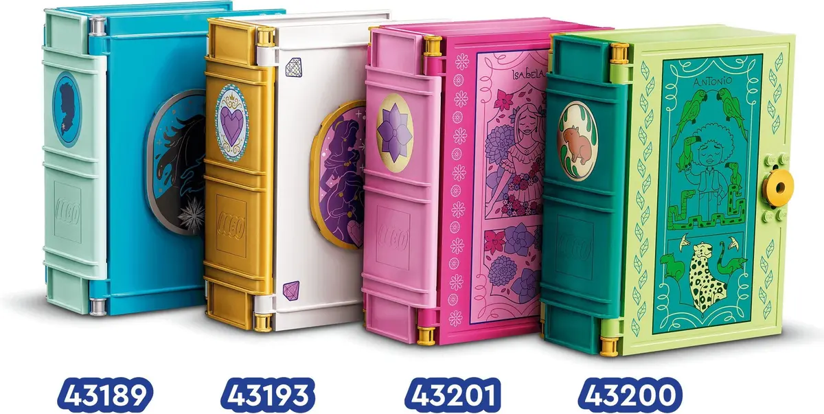 LEGO Disney 43201 Isabela's Magical Door set, image 4