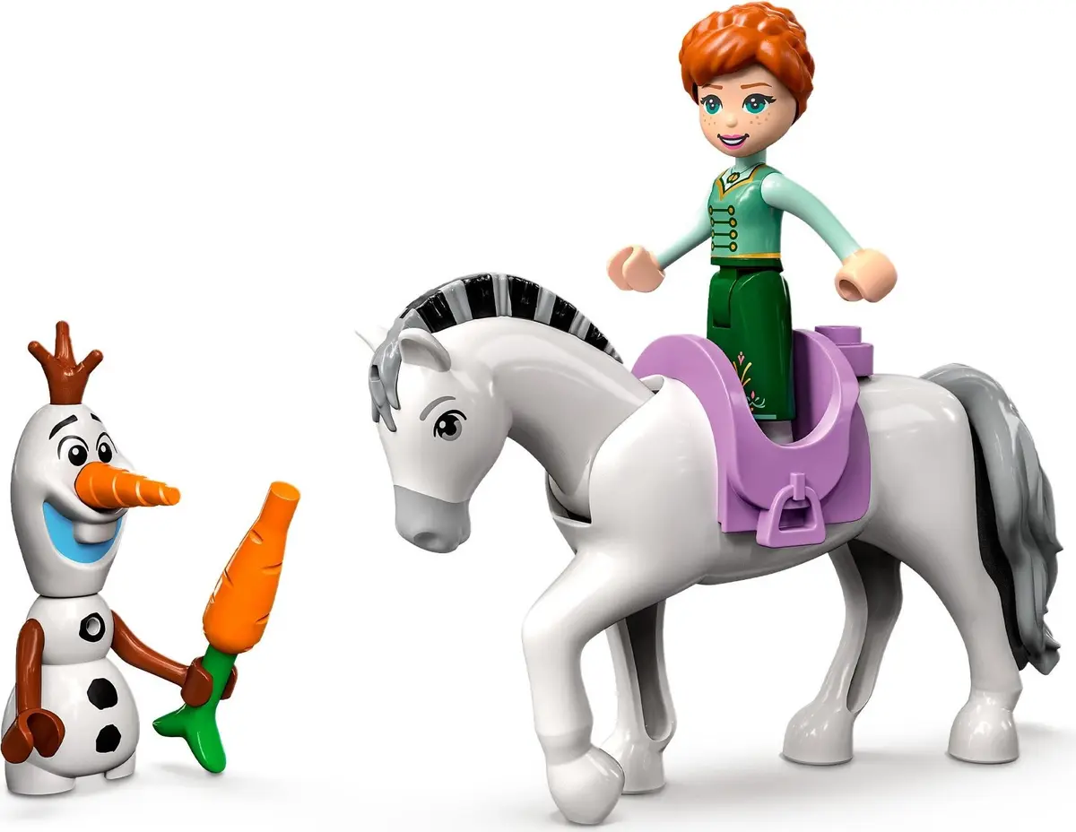 LEGO Disney 43204 Anna and Olaf's Castle Fun set, image 4