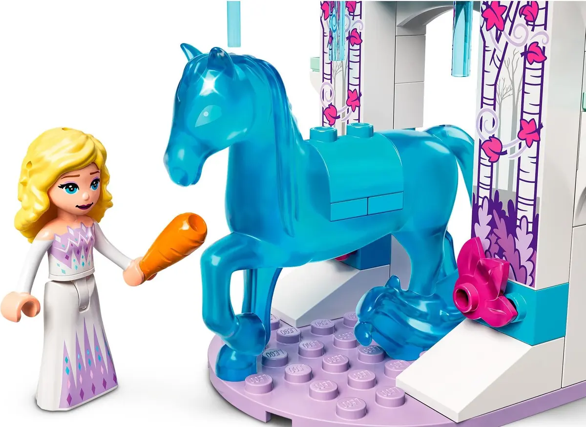 LEGO Disney 43209 Elsa and the Nokk's Ice Stable set, image 4