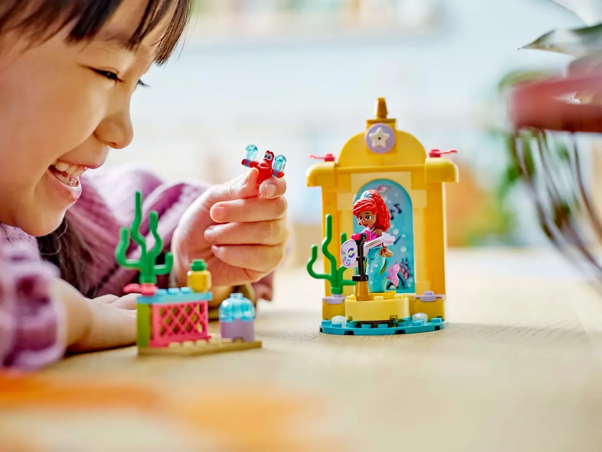 LEGO Disney 43235 Ariel's Music Stage set, image 8