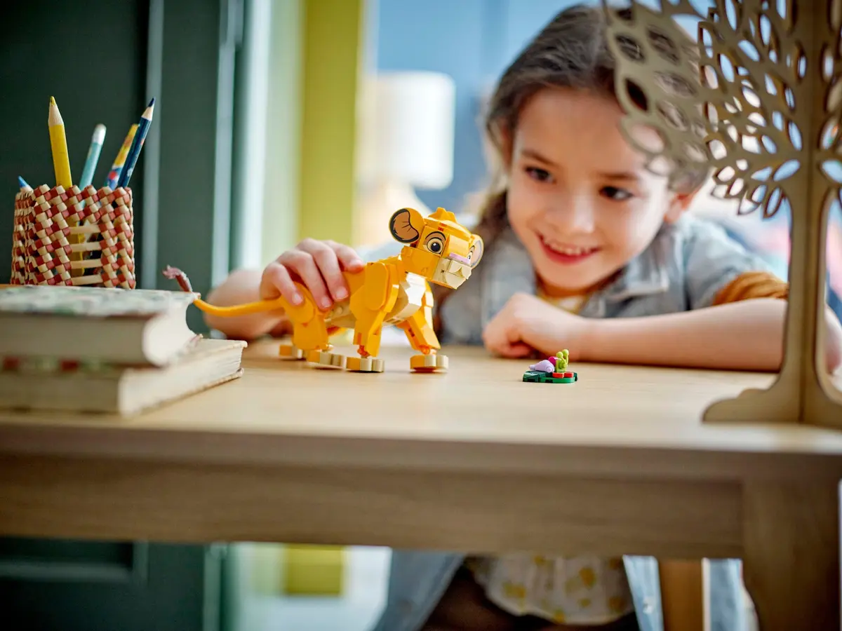 LEGO Disney 43243 Simba the Lion King Cub set, image 8