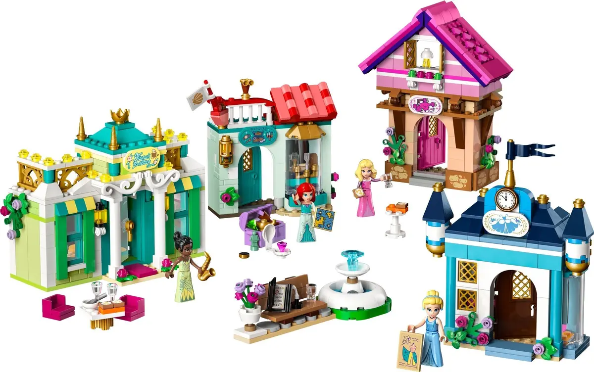LEGO Disney 43246 Disney Princess Market Adventure set