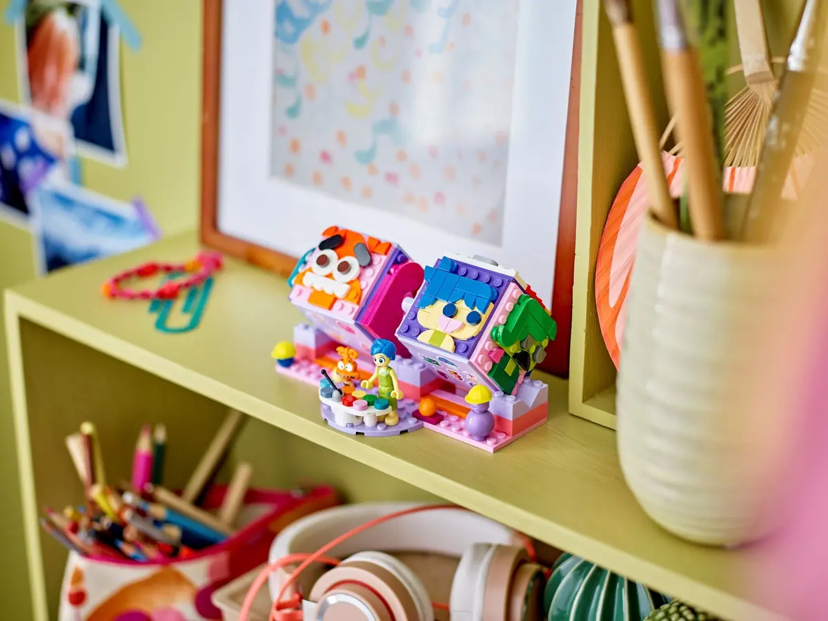 LEGO Disney 43248 Inside Out 2 Mood Cubes set, image 6