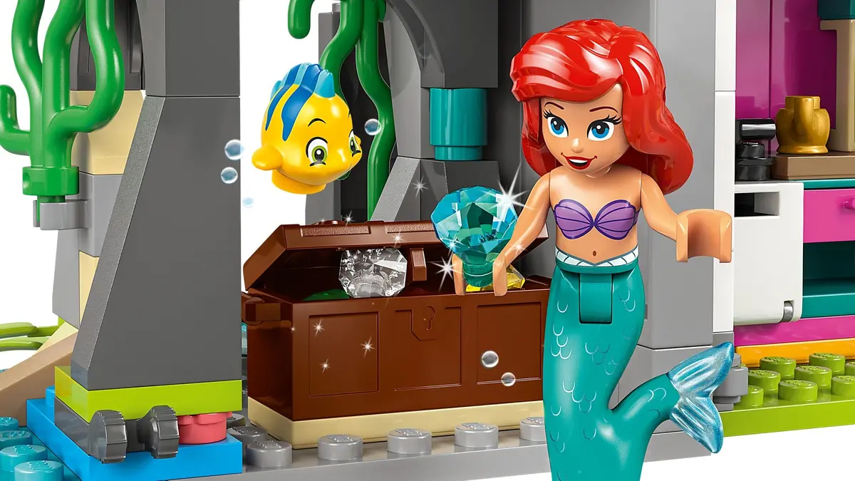 LEGO Disney 43267 Princess Castle & Royal Pets set, image 11
