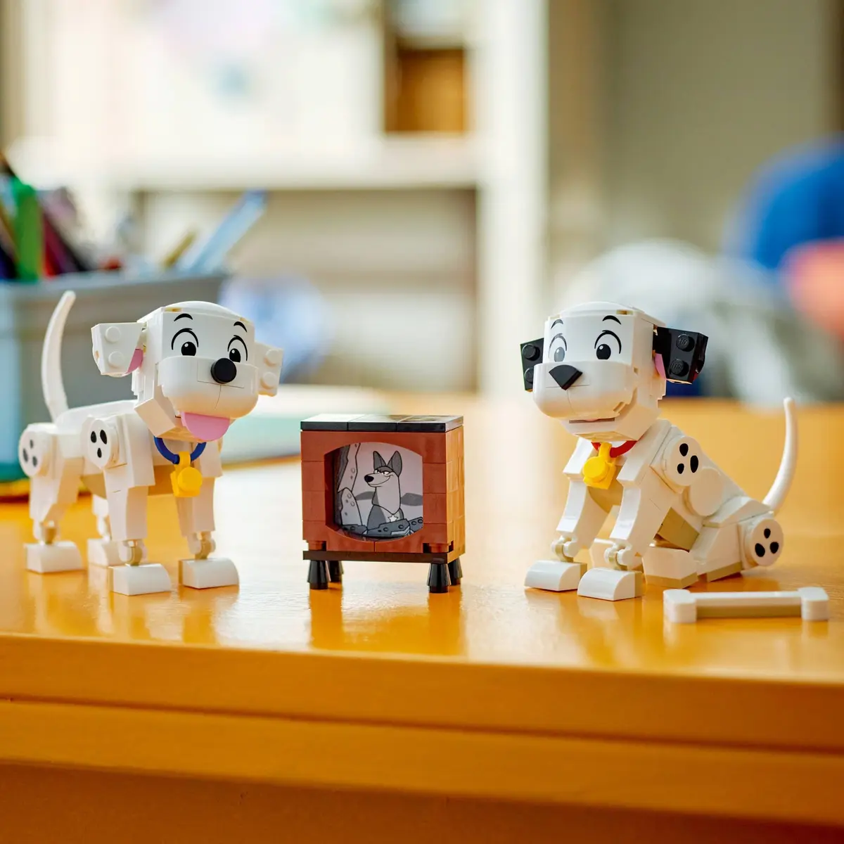 LEGO Disney 43271 Lucky & Penny 101 Dalmatians Puppies set, image 7