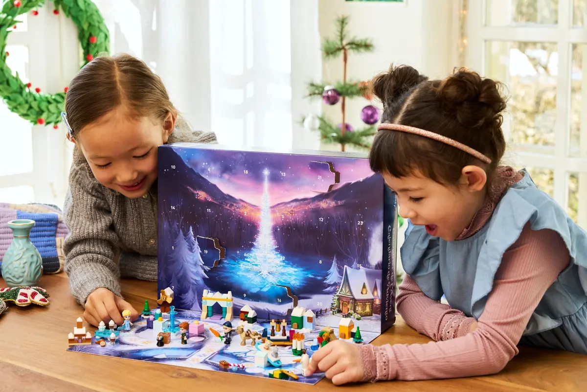 LEGO Disney 43273 LEGO Disney Advent Calendar 2025 set, image 5