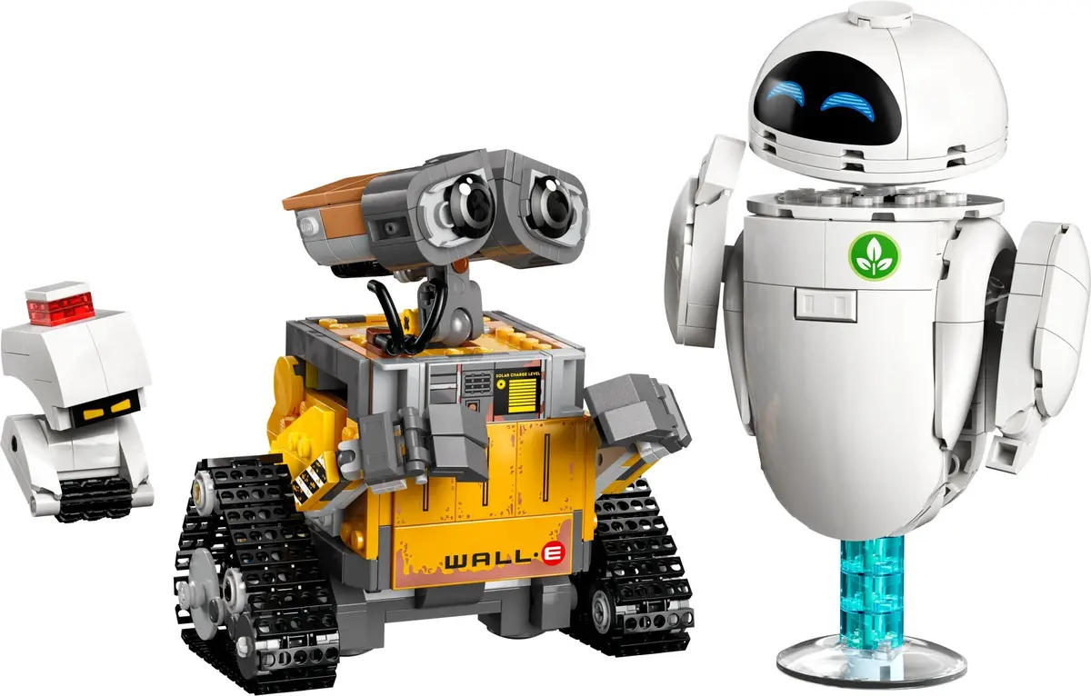 LEGO Disney 43279 WALL-E and EVE set