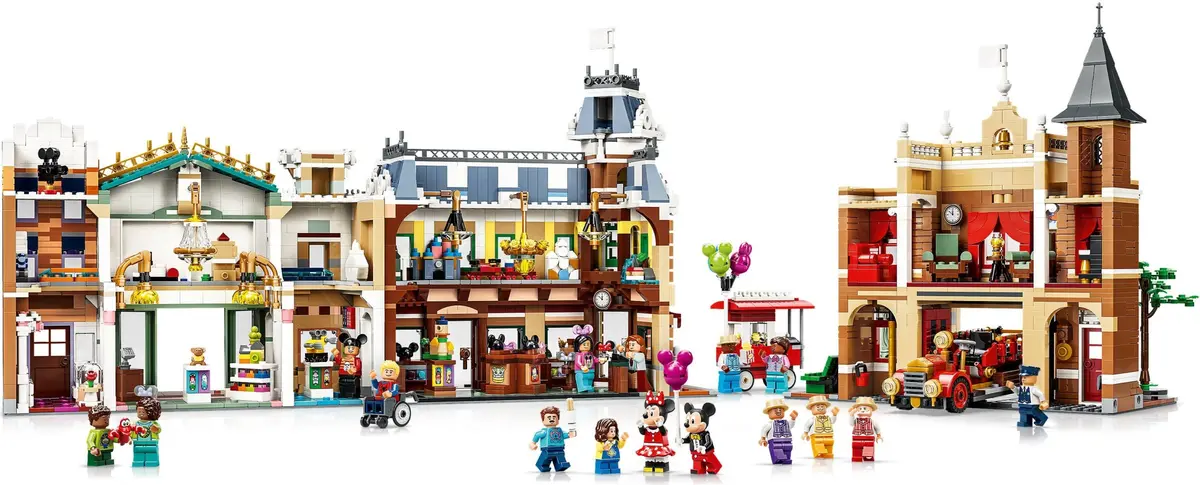 LEGO Disney 43302 Main Street, U.S.A. set, image 21