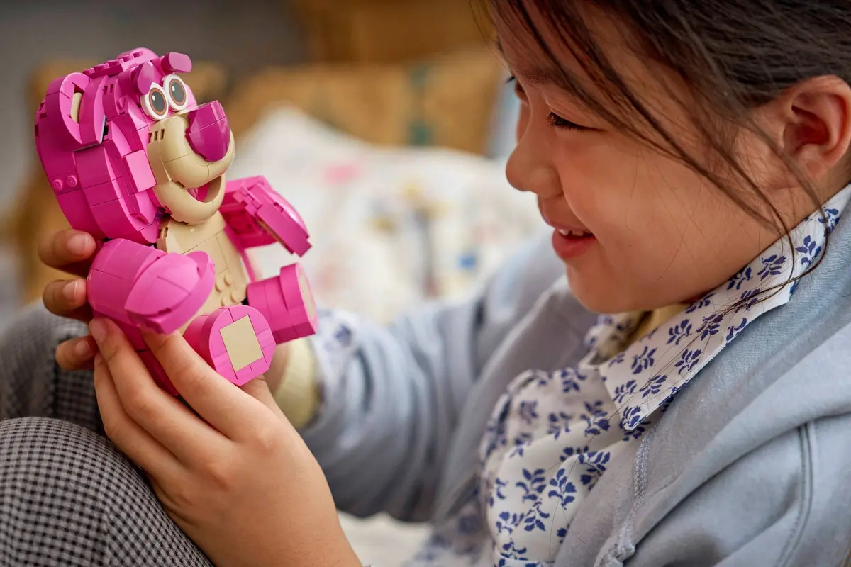 LEGO Disney 43306 Lotso set, image 7