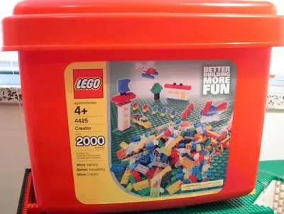 LEGO Creator 4425 Better Building More Fun set