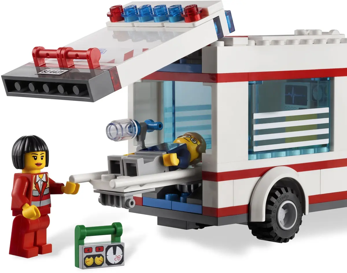 LEGO City 4431 Ambulance set, image 4