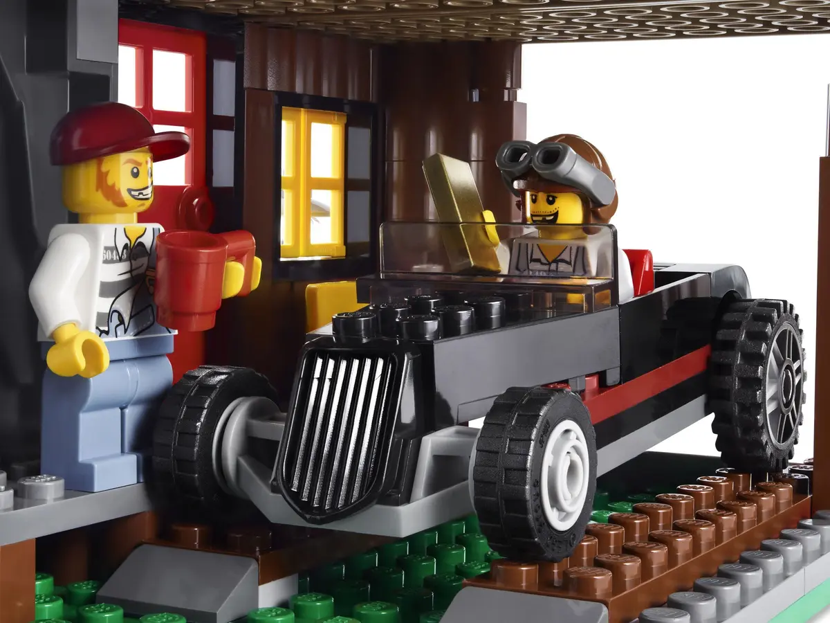 LEGO City 4438 Robber's Hideout set, image 15