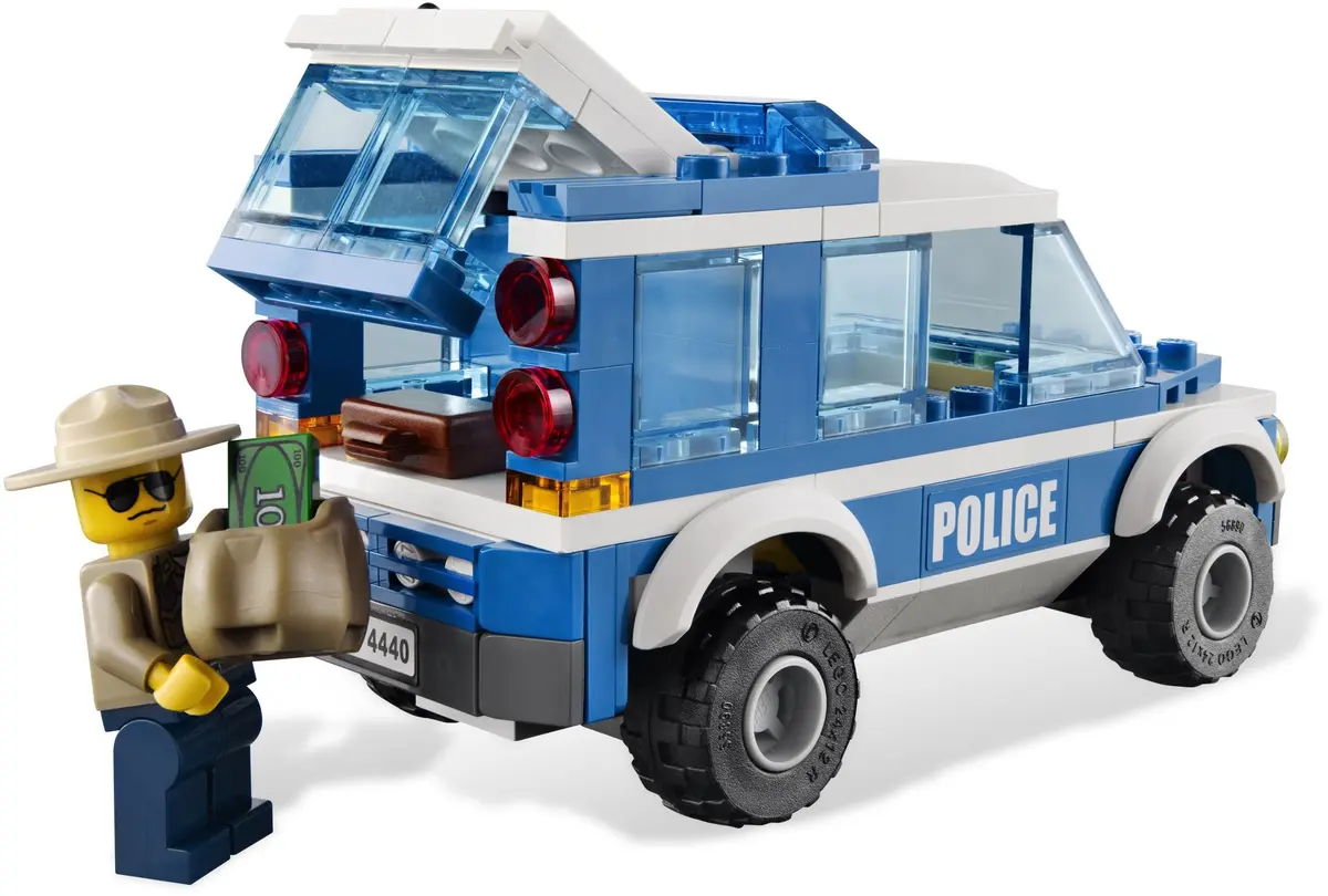 LEGO City 4440 Forest Police Station set, image 13