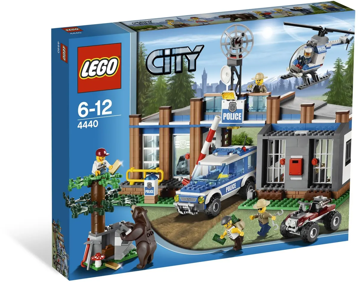 LEGO City 4440 Forest Police Station set, image 11