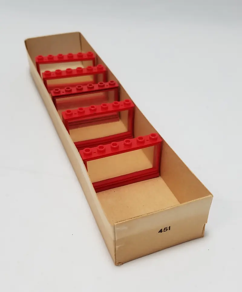 LEGO System 451 1 x 6 x 3 Window, Red or White set